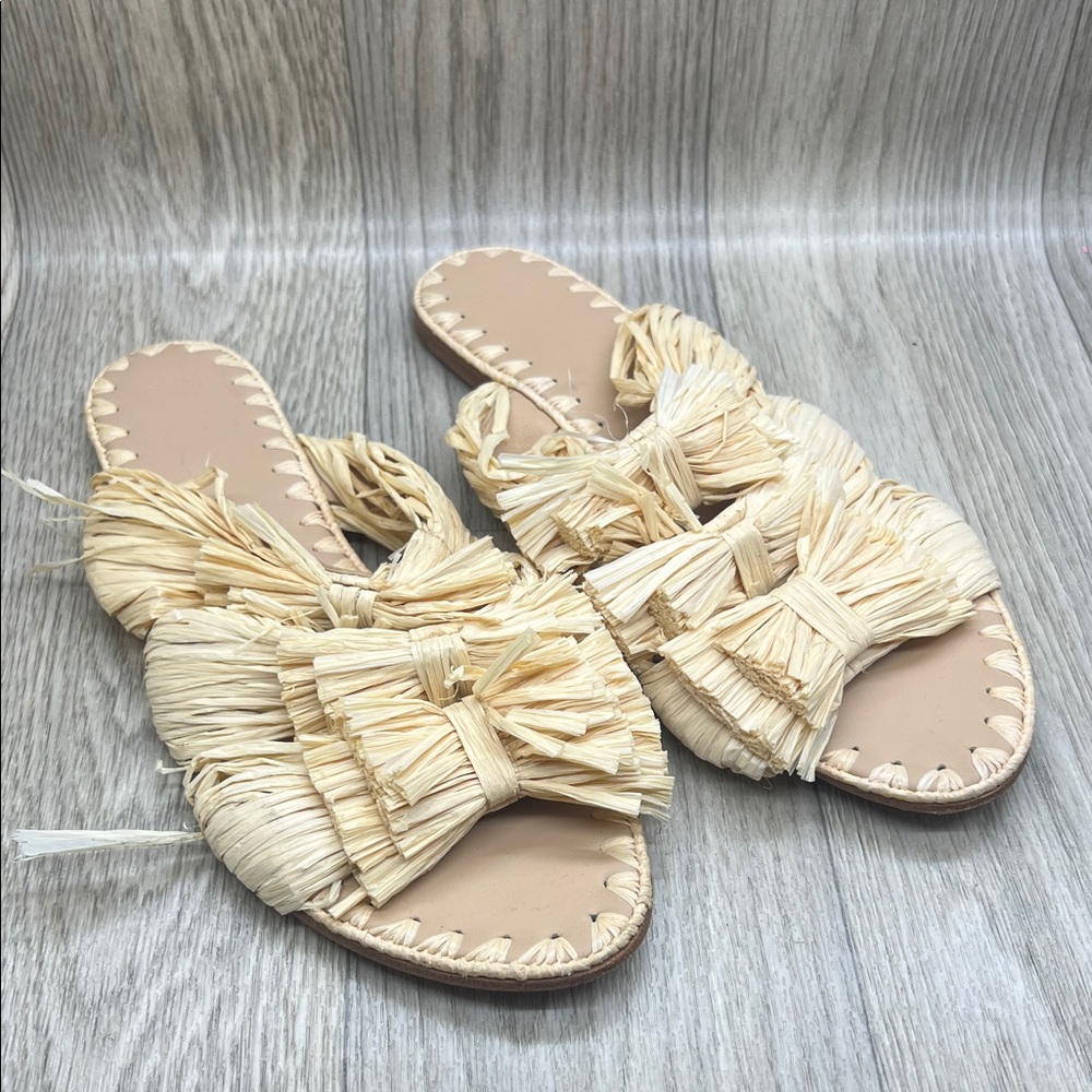 PLV Elegant Tan Sandals with Bow Detail